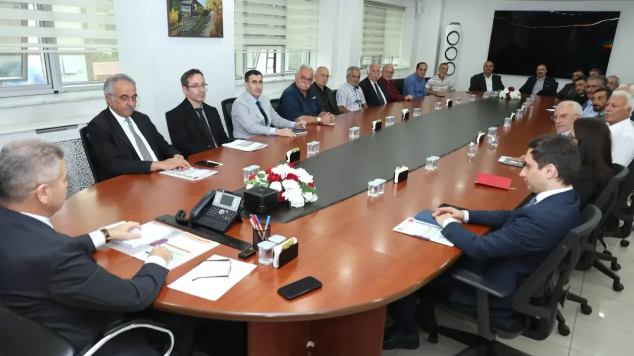 Artvin’de köylülerin parke taşı memnuniyeti