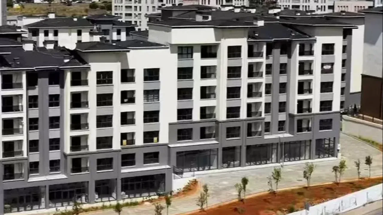 Bakan Murat yarın kiraya sunulacak TOKİ’nin Ataşehir’deki