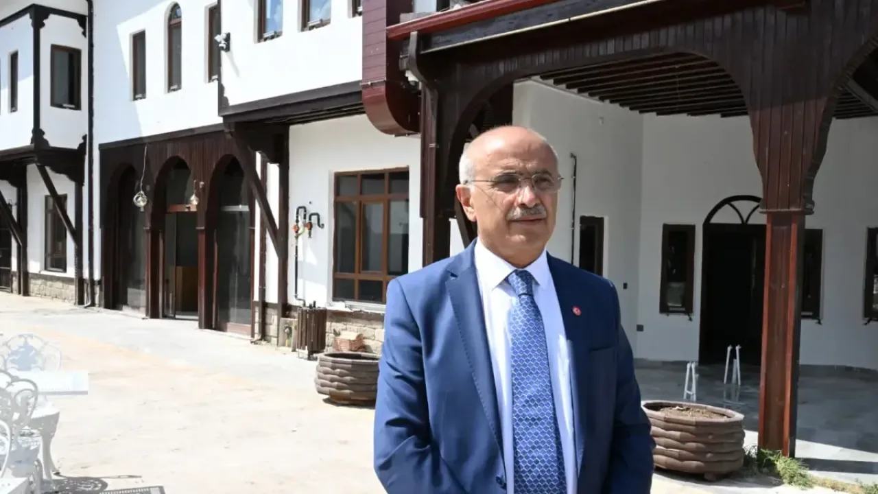 Er: Kerpiç evler kitap kafe ve sosyal buluşma alanı olacak