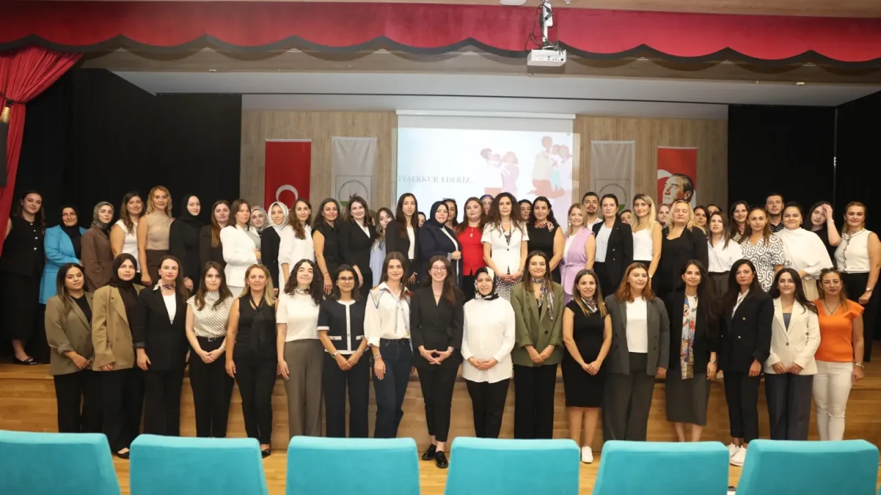 Bursa Osmangazi Belediyesi'nden kreş öğretmenlerine hizmet içi