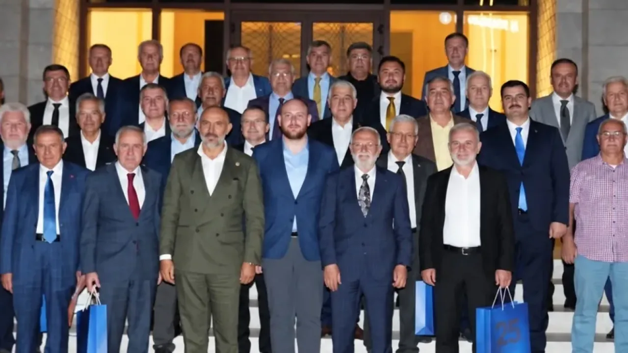 Cemal Kaya AK Parti’de istişare toplantısına katıldı