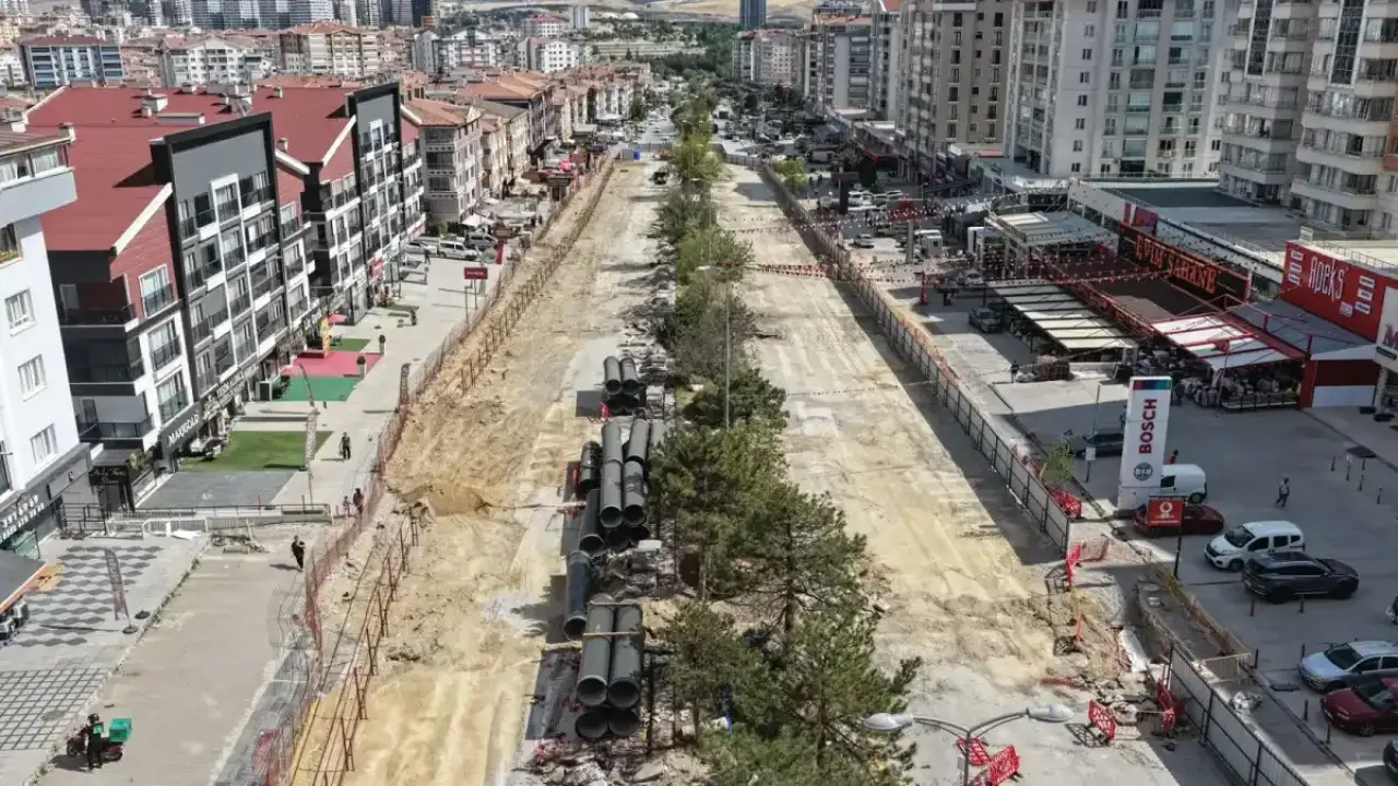Dikimevi-Natoyolu Raylı Sistem Hattında Çalışmalar Hız Kesmeden