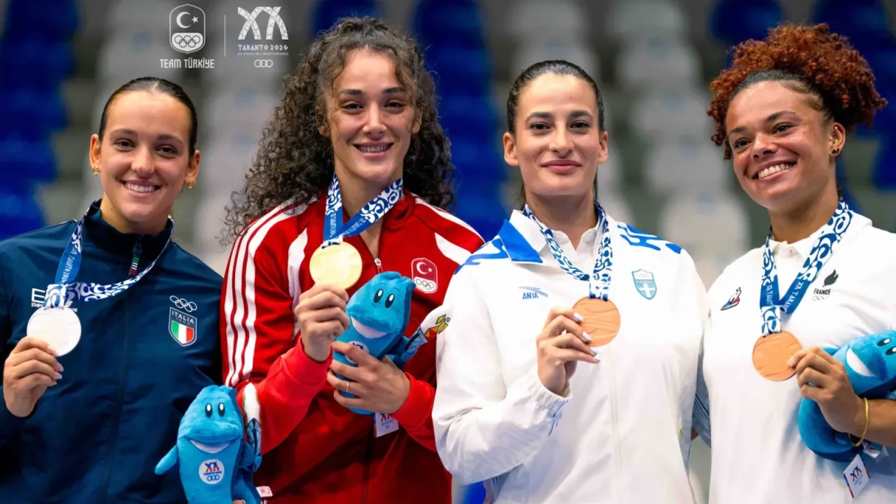 İBB Sporcuları Akdeniz Oyunları'nda 16 Madalya Kazandı