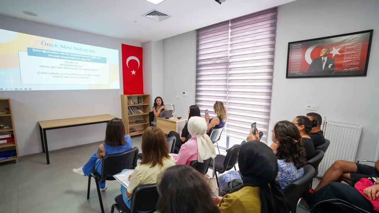 İstanbul Beylikdüzü’nde okula uyum semineri