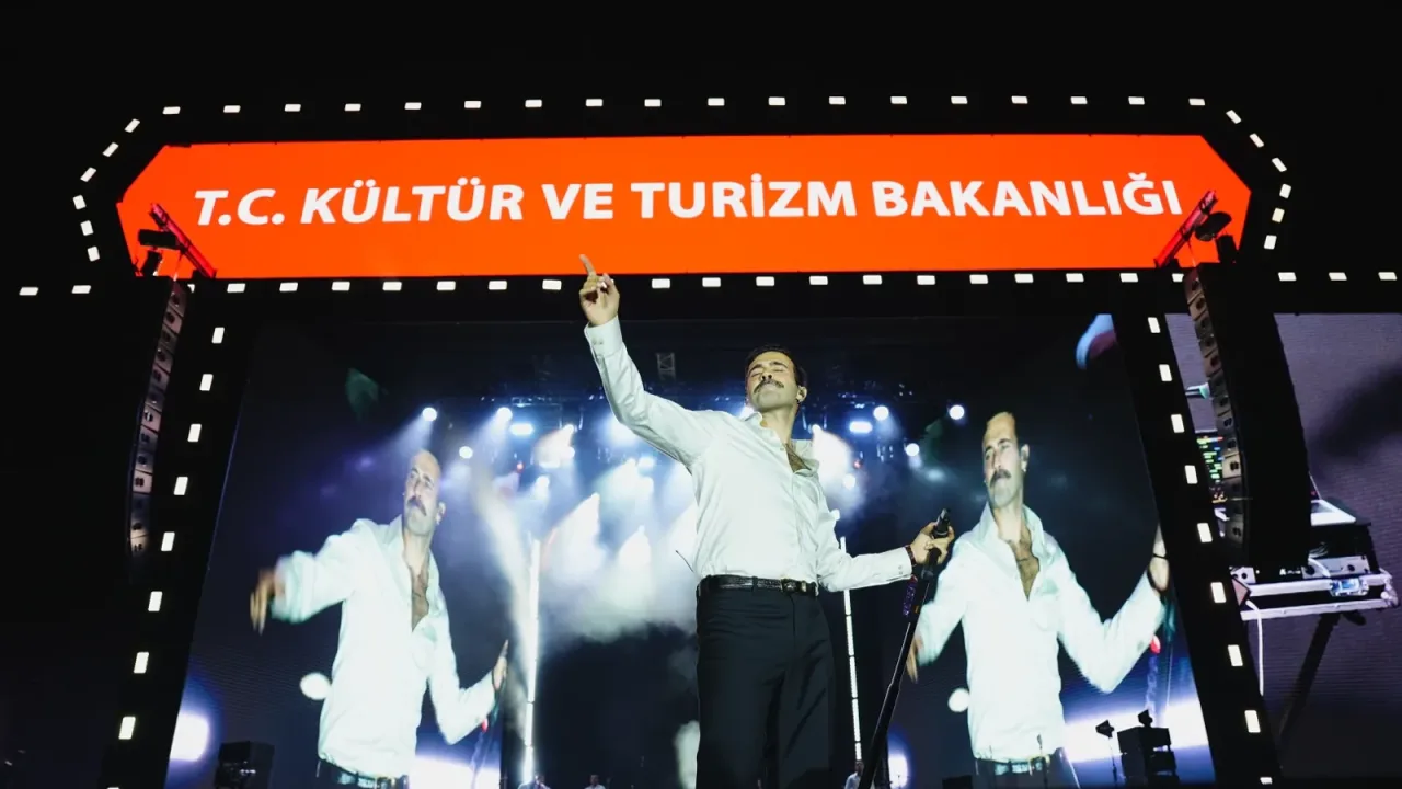 Kayseri'de Mert Demir'den müzik dolu gece