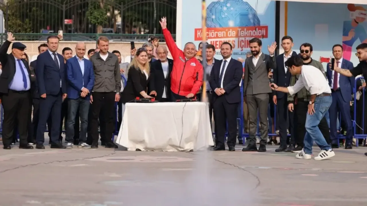 Keçiören’de model roketler gökyüzüyle buluştu