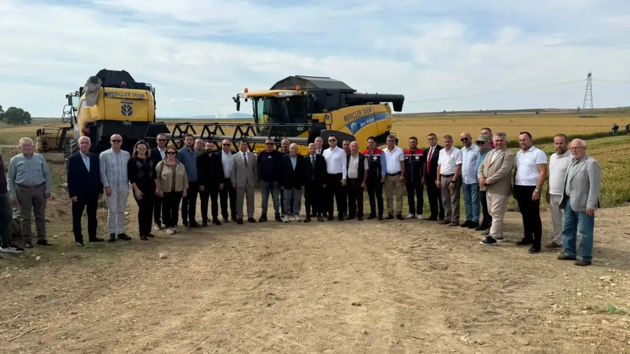 Keşan’da ilk çeltik hasadı coşkusu
