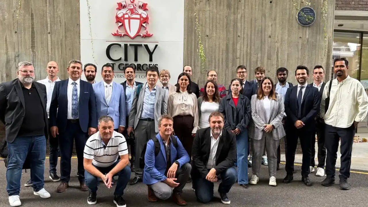 Konyalı belediye REMADE projesini Londra'da tanıttı