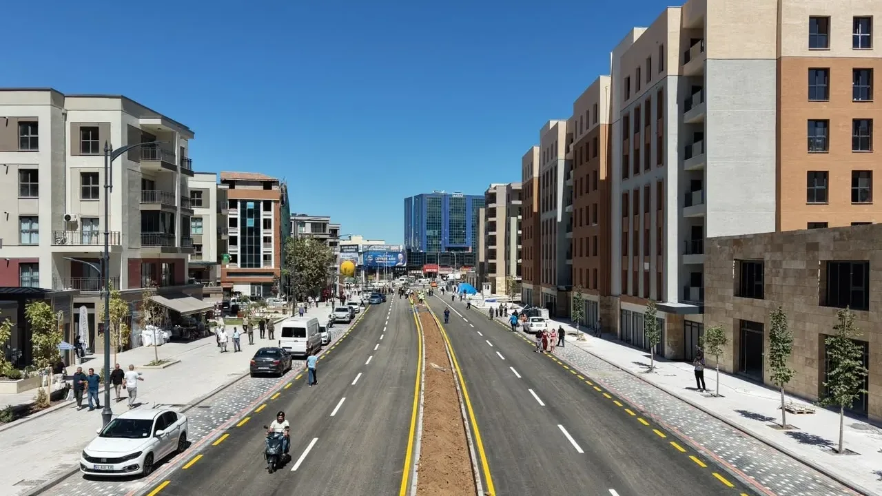 Malatya’da Kışla-Akpınar Kavşağı trafiğe açıldı