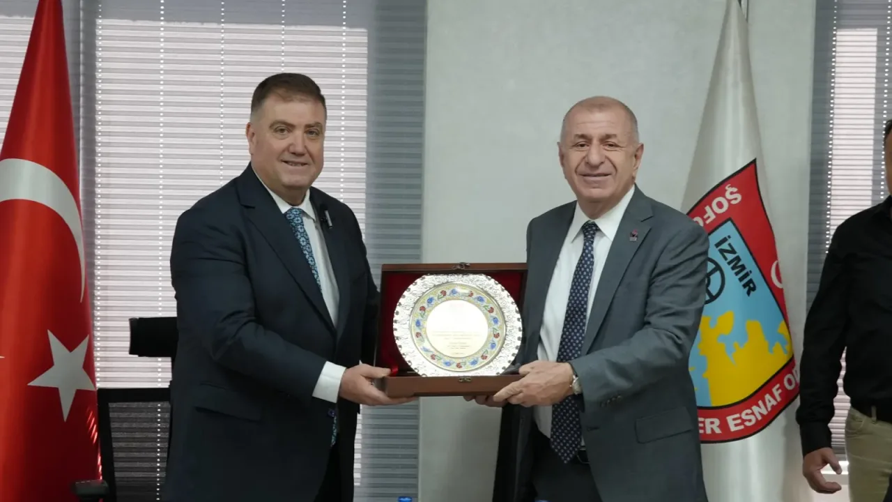 Özdağ: Ekonomide ağır buhran var, esnafın sesi kesildi
