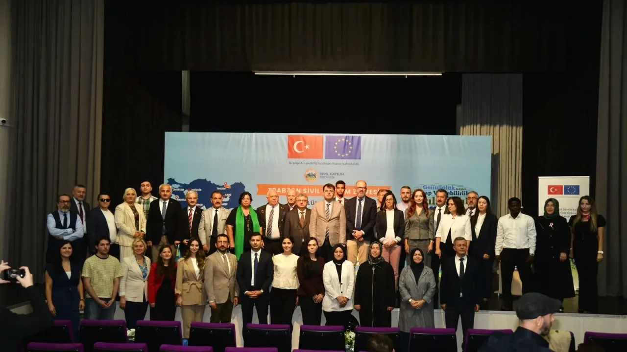 Trabzon’da Sivil Katılım Zirvesi düzenlendi