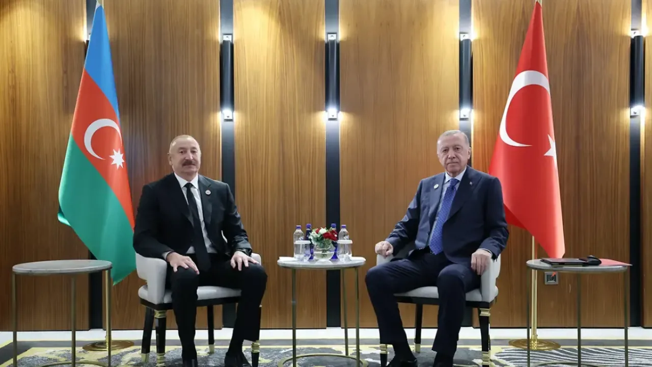 Aliyev, Türkiye Cumhuriyeti’nin 103’üncü yılını kutladı