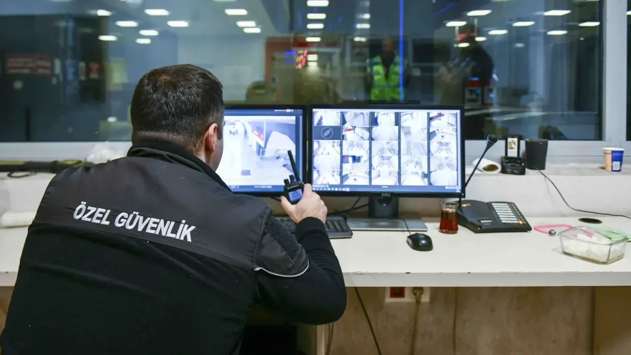 Ankara’da yürüyen merdivenlere sirenli uyarı sistemi