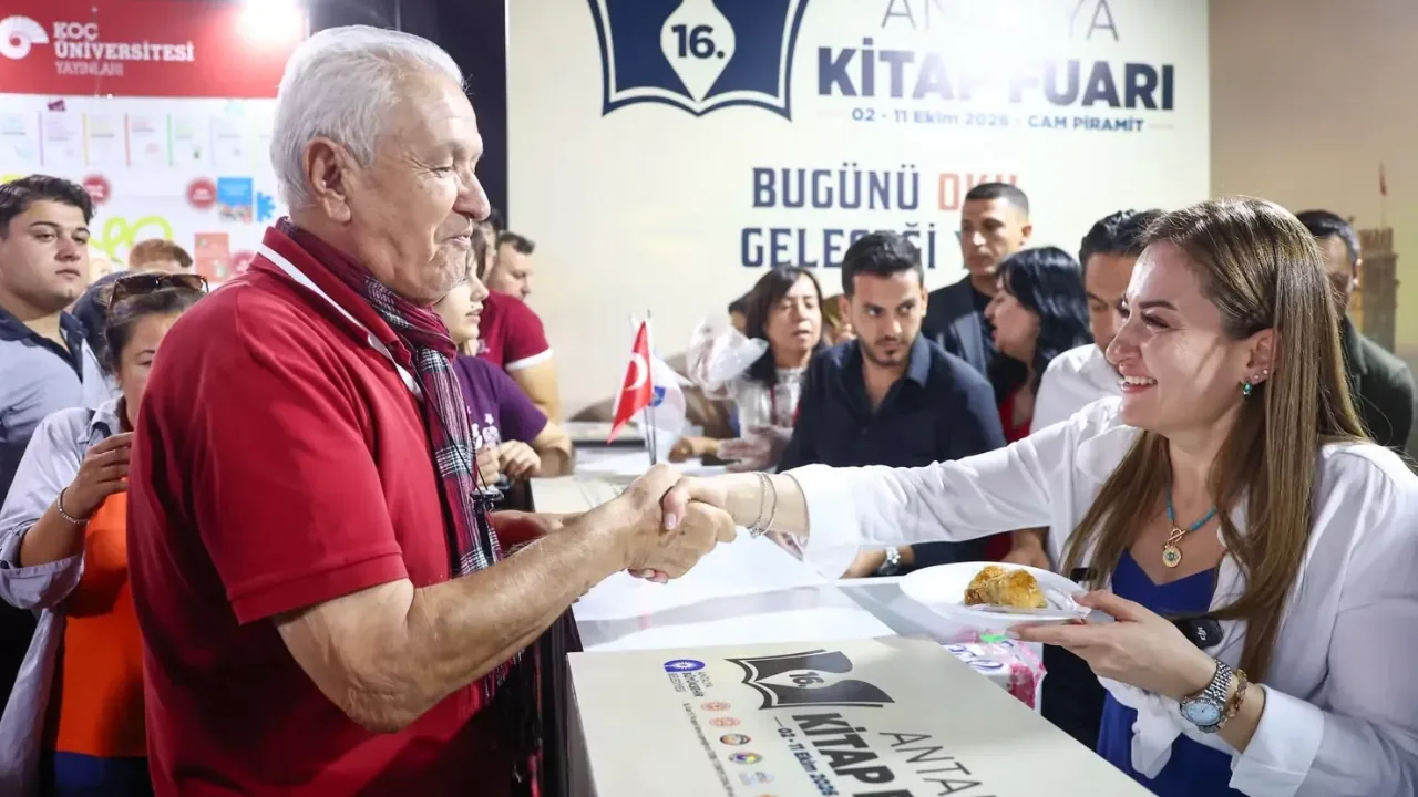 Antalya Kitap Fuarı rekorla kapanış yaptı