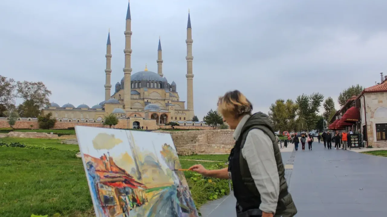 Balkan ressamları Selimiye’yi resmetti