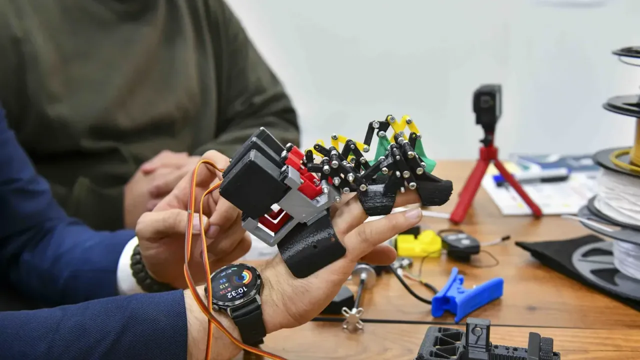 Başkentli gençler teknoloji ve robotikle buluştu