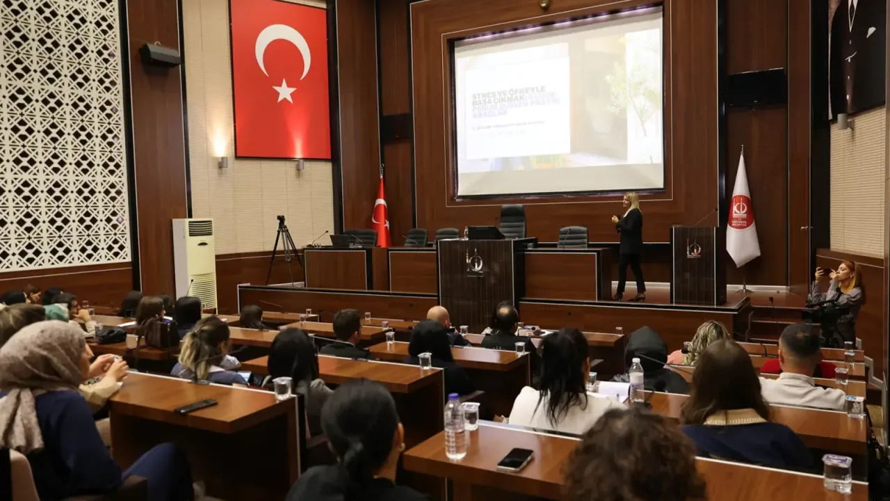 Belediye personeline öfke eğitimi
