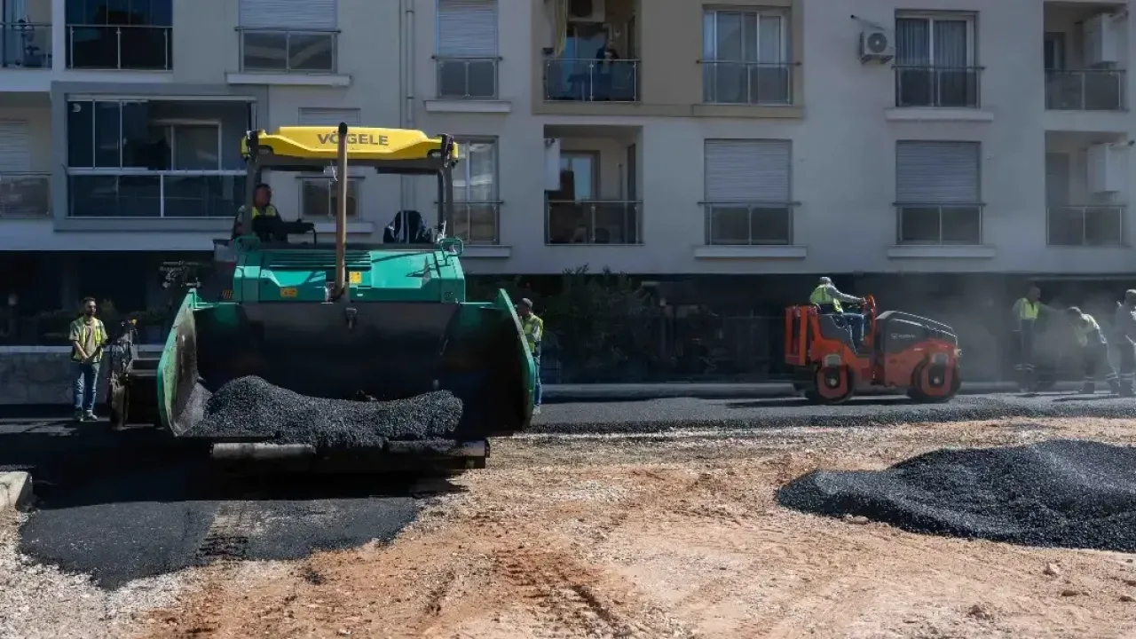 Bornova'da otopark ve yol düzenlemesi başlatıldı