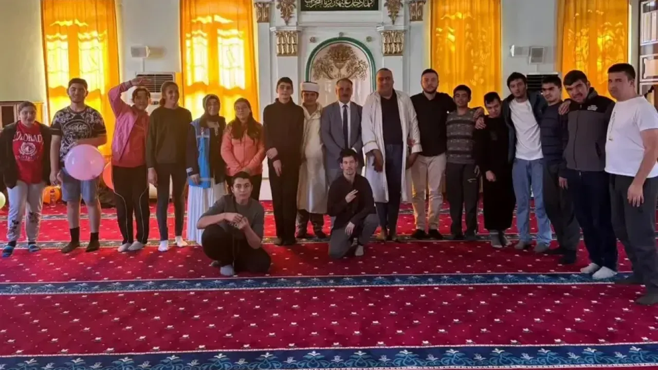 Burdur’da özel çocuklarla gönül buluşması