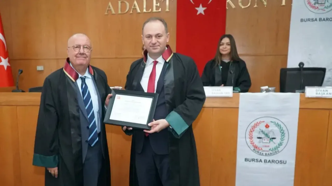 Bursa Barosu’nda Yener Poroy dönemi resmen başladı