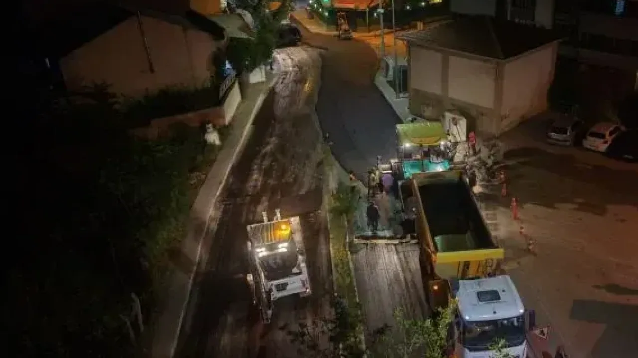 Bursa'da Büyükşehir ekiplerinden ulaşımda gece mesaisi