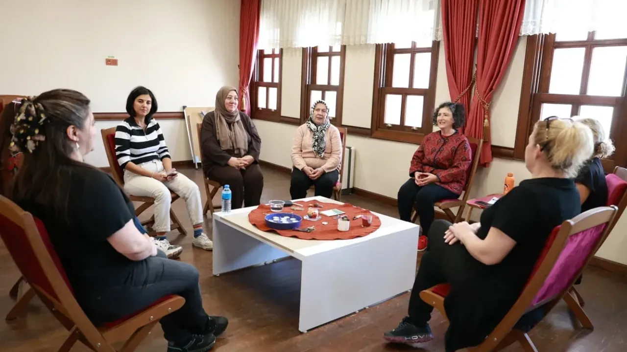 Bursa Osmangazi’de kadınlar paylaşarak iyileşti
