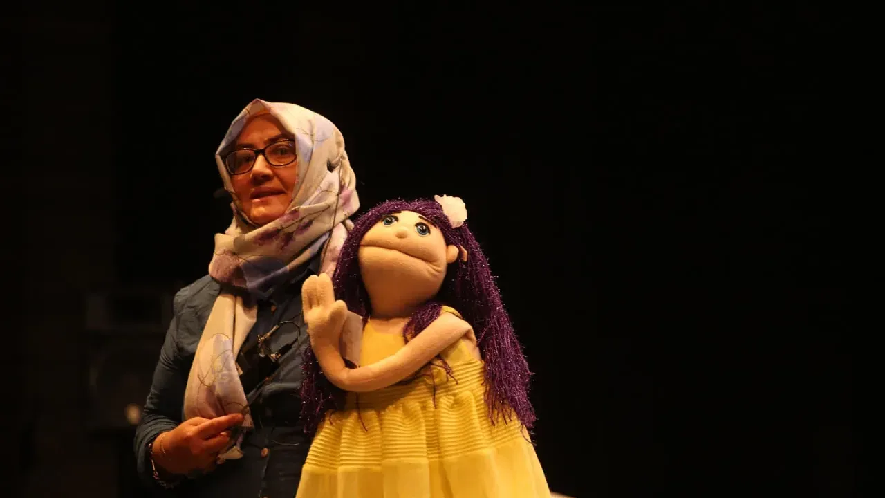 Çayırovalı minikler, vantrolog etkinliğinde eğlendi