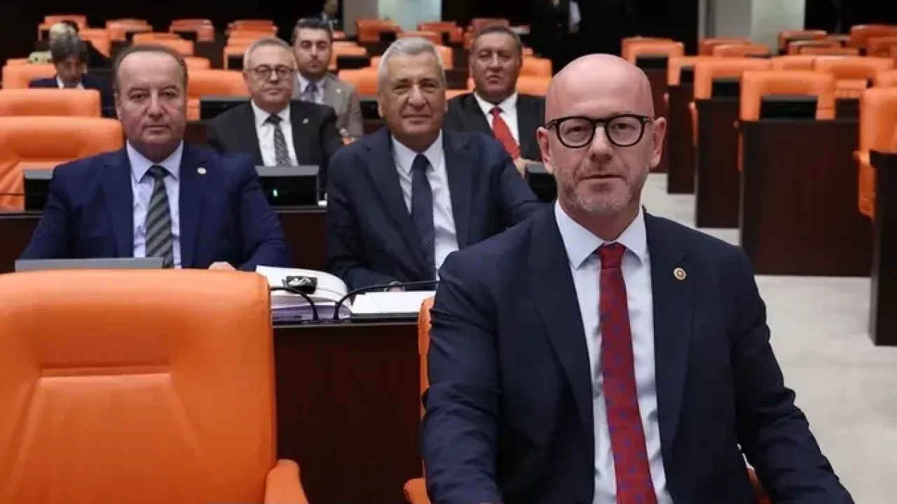 CHP’li Serkan Sarı: Vatandaş borç batağında, yandaşlar fon