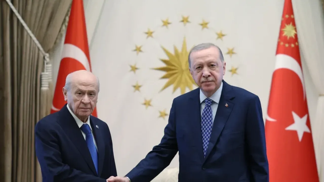Cumhurbaşkanı Erdoğan, MHP Genel Başkanı Bahçeli’yi kabul etti