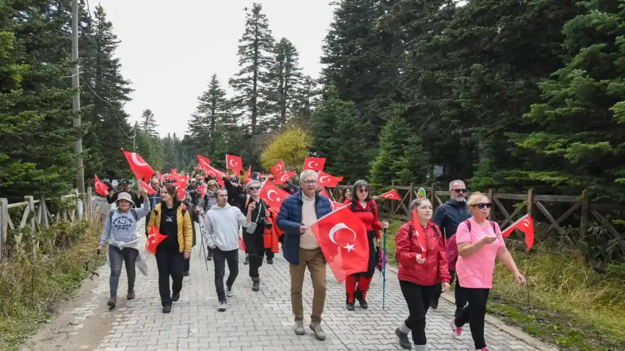 Cumhuriyet coşkusu Uludağ’ın zirvesinde yaşandı