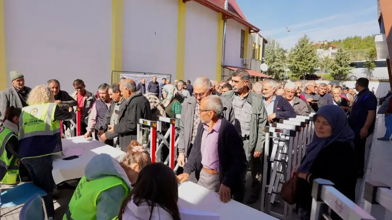 Denizli'de 2 bin üreticiye 170 ton yem bitkisi tohumu desteği