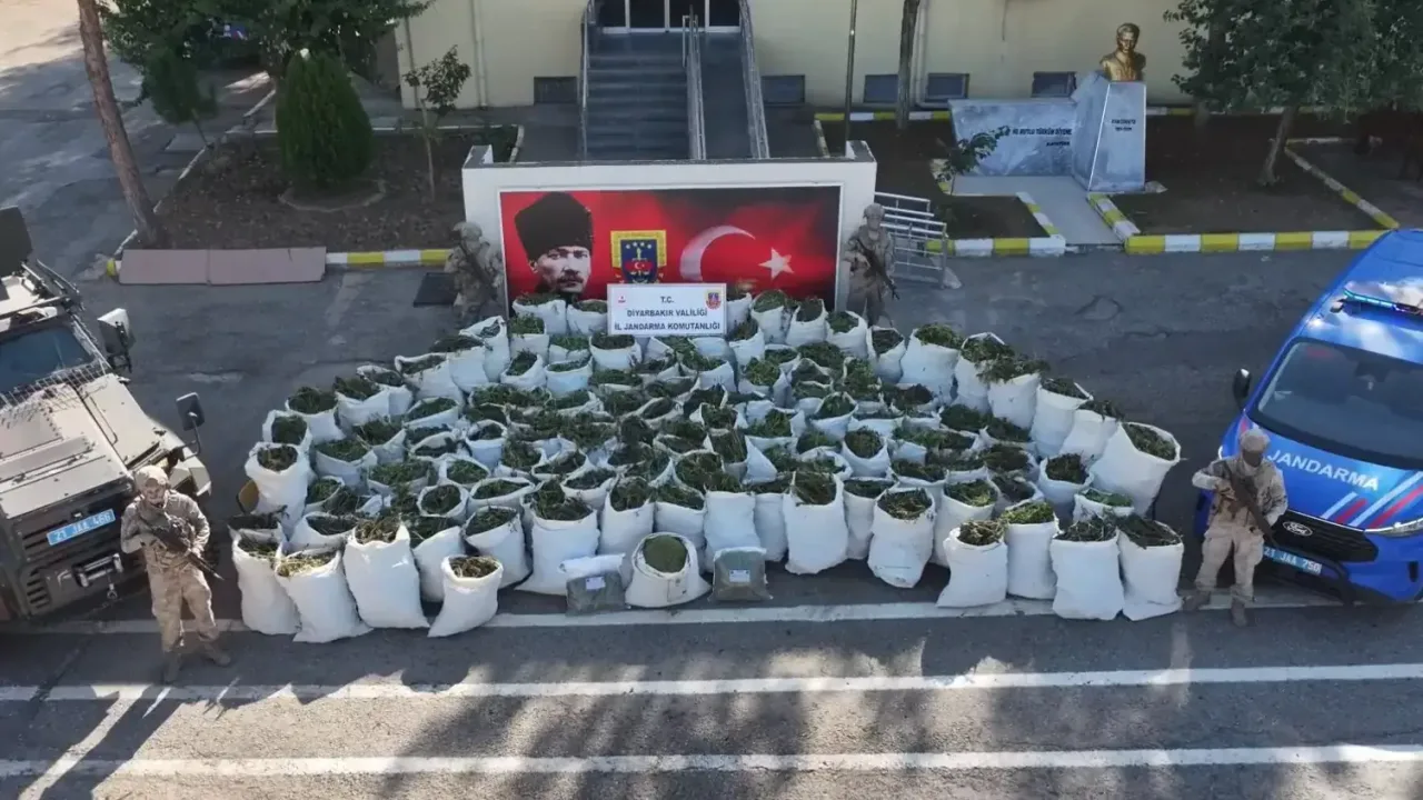 Diyarbakır’da 2 ton 200 kilo esrar ele geçirildi