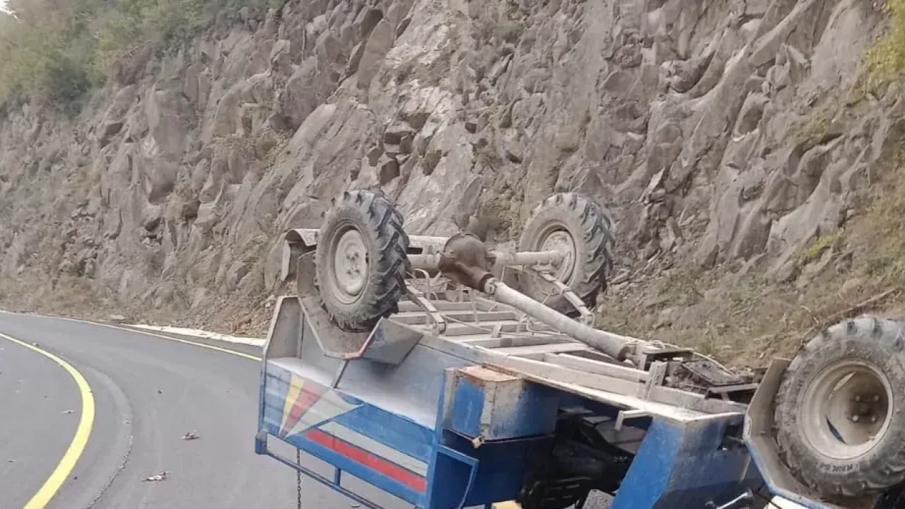 Düzce’de patpat devrildi: 1 ölü