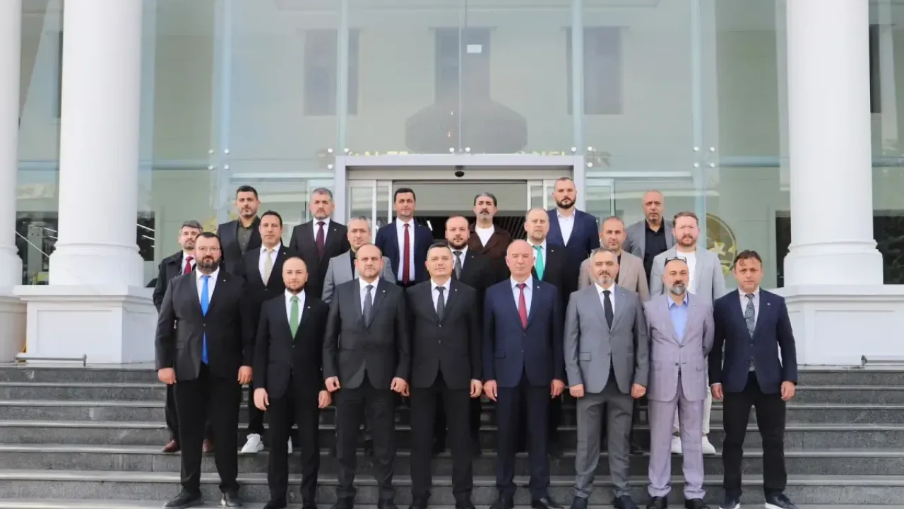 Düzce TSO Yönetimi mazbatasını aldı; yeni dönem resmen başladı