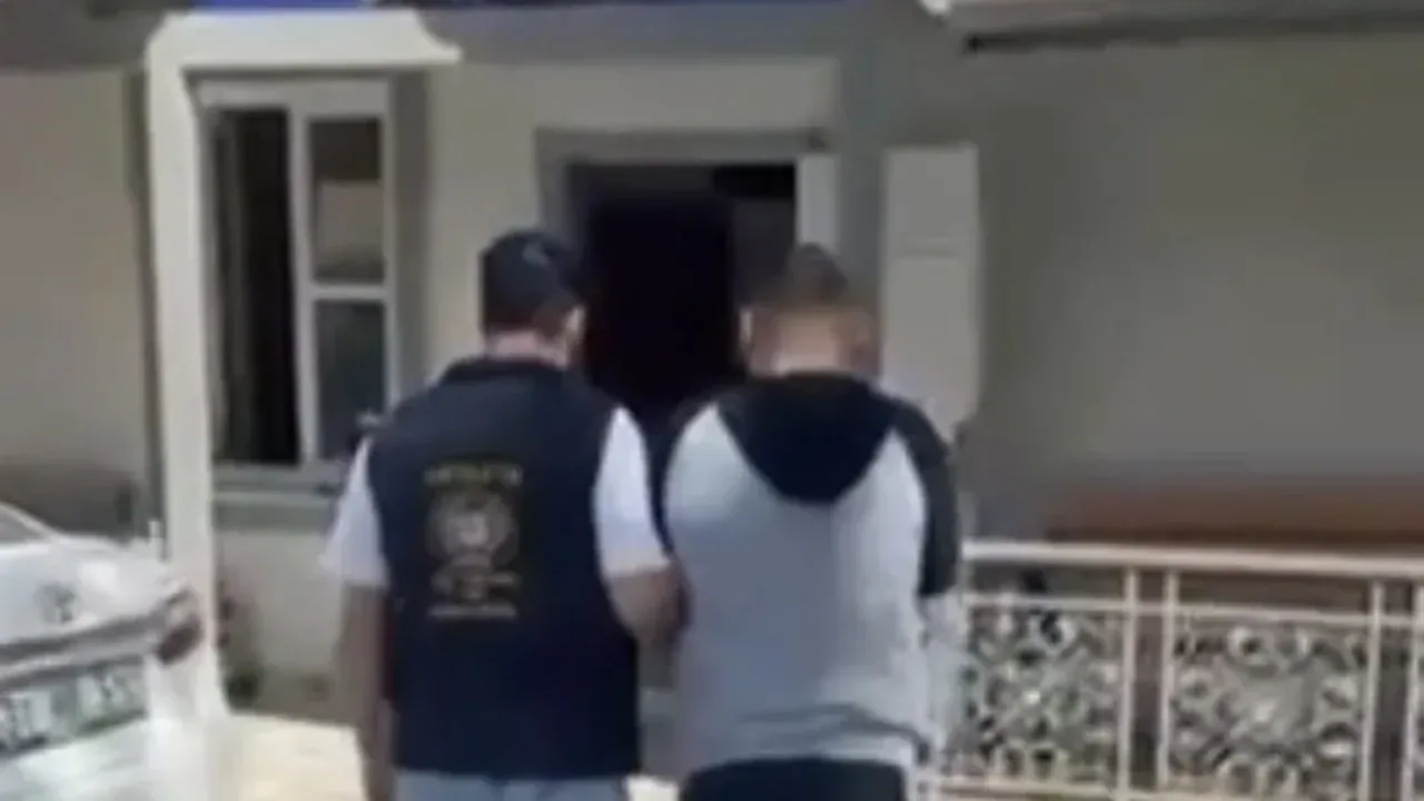 Hatay'da dolandırıcılıktan aranan şahıs tutuklandı
