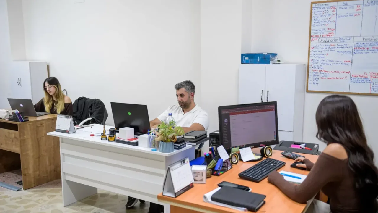 İş’te İzmir’e üye oldular, aynı firmada işe başladılar