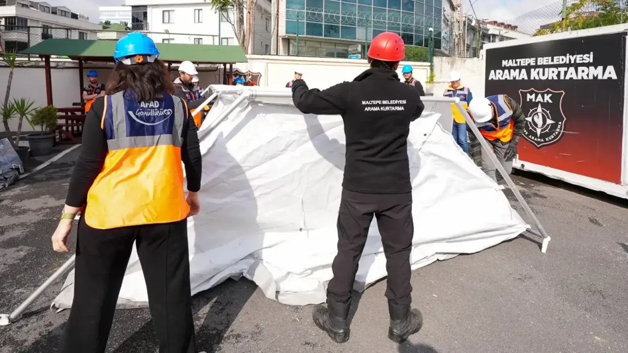 İstanbul Maltepe’de afetlere karşı seferberlik sürüyor