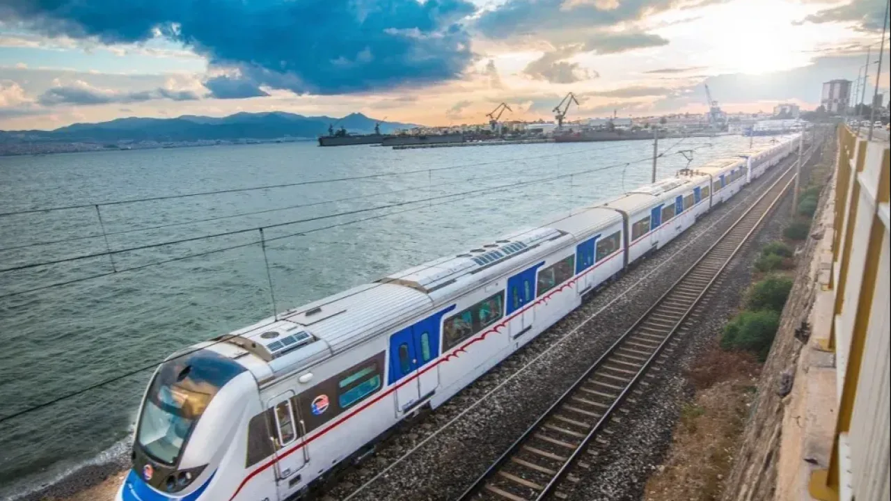 İzmir’de bayramda toplu ulaşımda özel düzenleme
