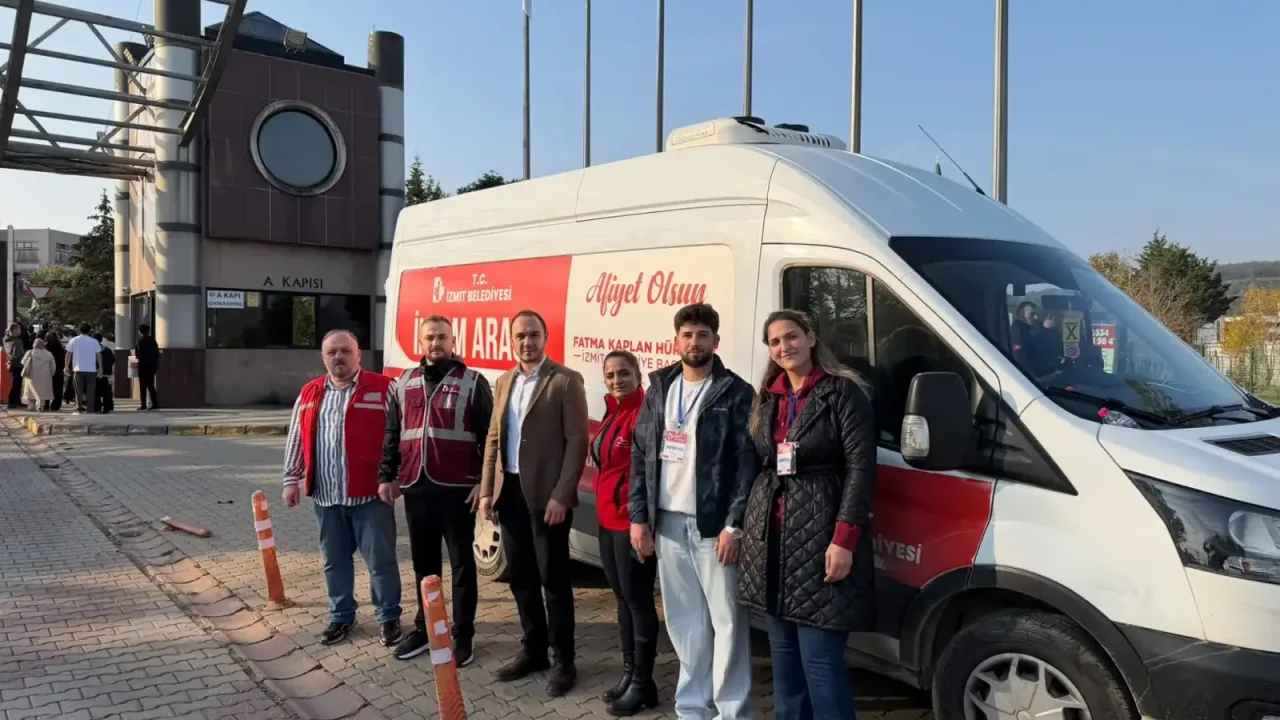 İzmit Belediyesi KPSS Ortaöğretim adaylarını yalnız bırakmadı