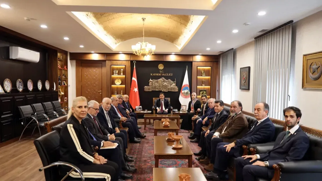 Kayseri Talas'ta Türk Dünyası Şair ve Yazarlar Buluşması coşkusu