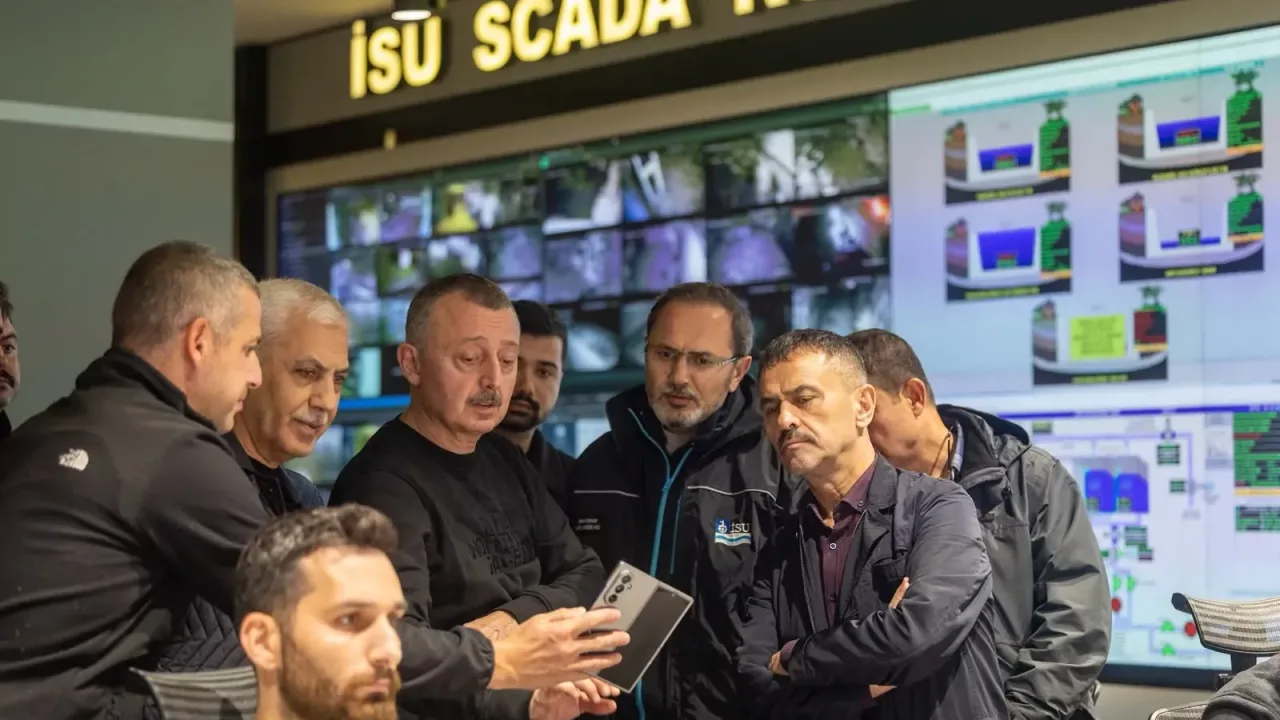 Kocaeli'de günlerdir sahada olan ekiplere Başkan Büyükakın'dan
