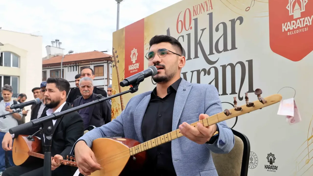 Konya'da geleneksel Âşıklar Bayramı coşkusu