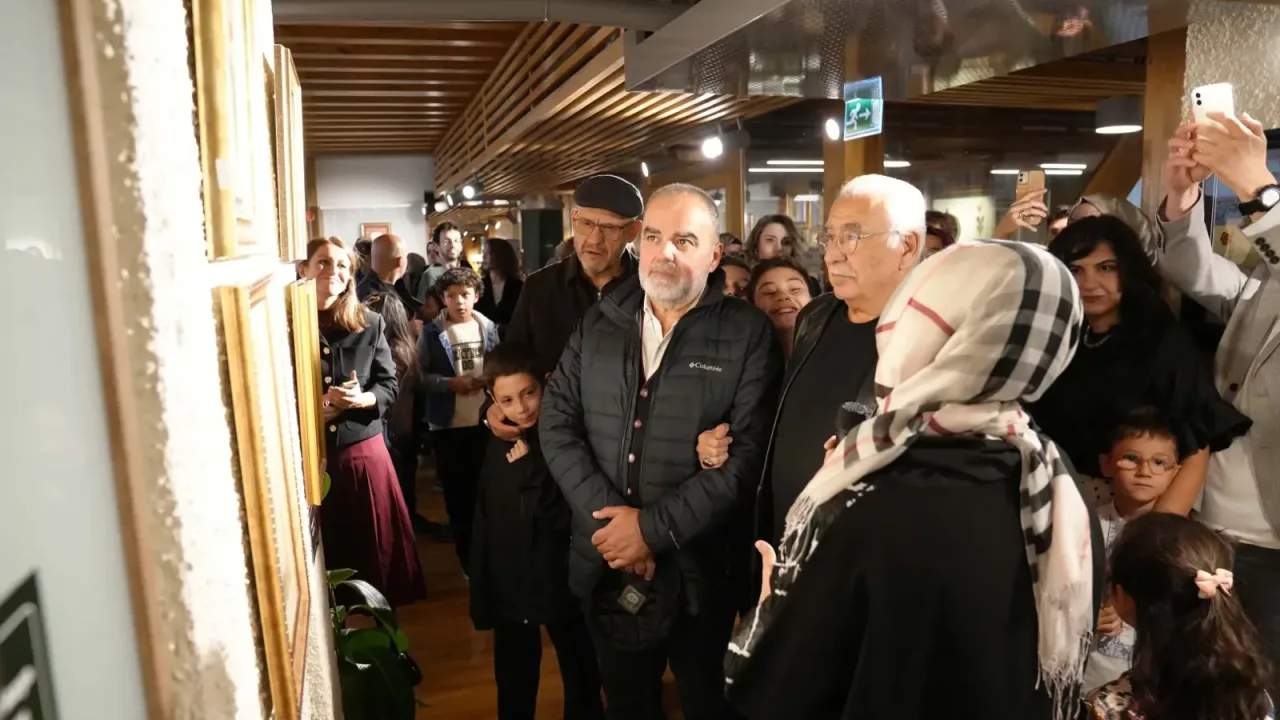 Konya ebru sergisine ev sahipliği yapıyor