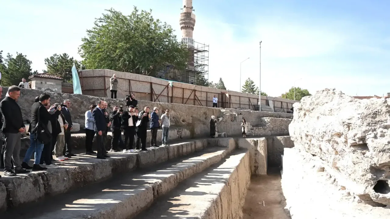 Konya'nın tarihi hazinesi Larende'de gün yüzüne çıkıyor