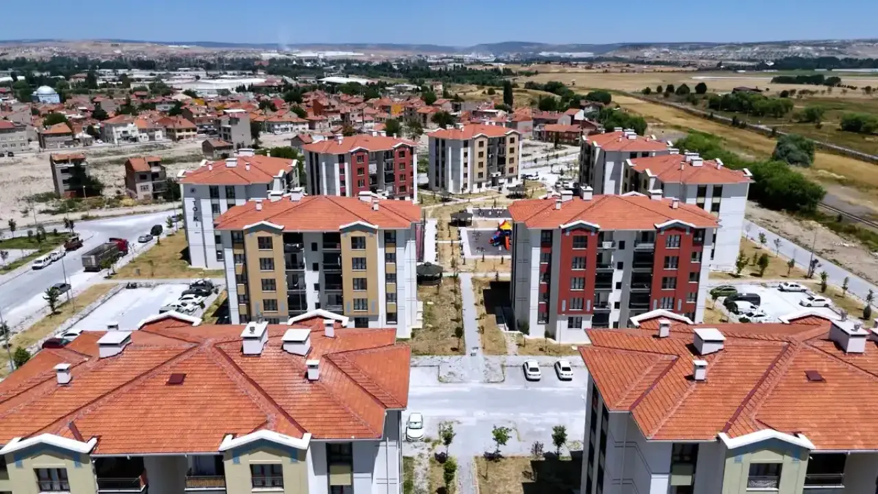 Kütahya’da kentsel dönüşümün ardından vatandaşların yüzü güldü