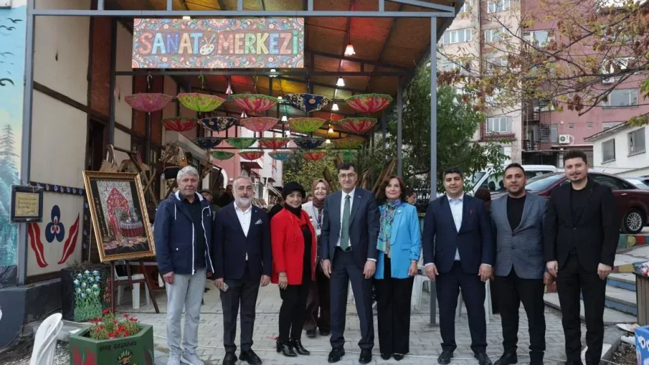 Kütahya’da Sanat Sokağı açıldı