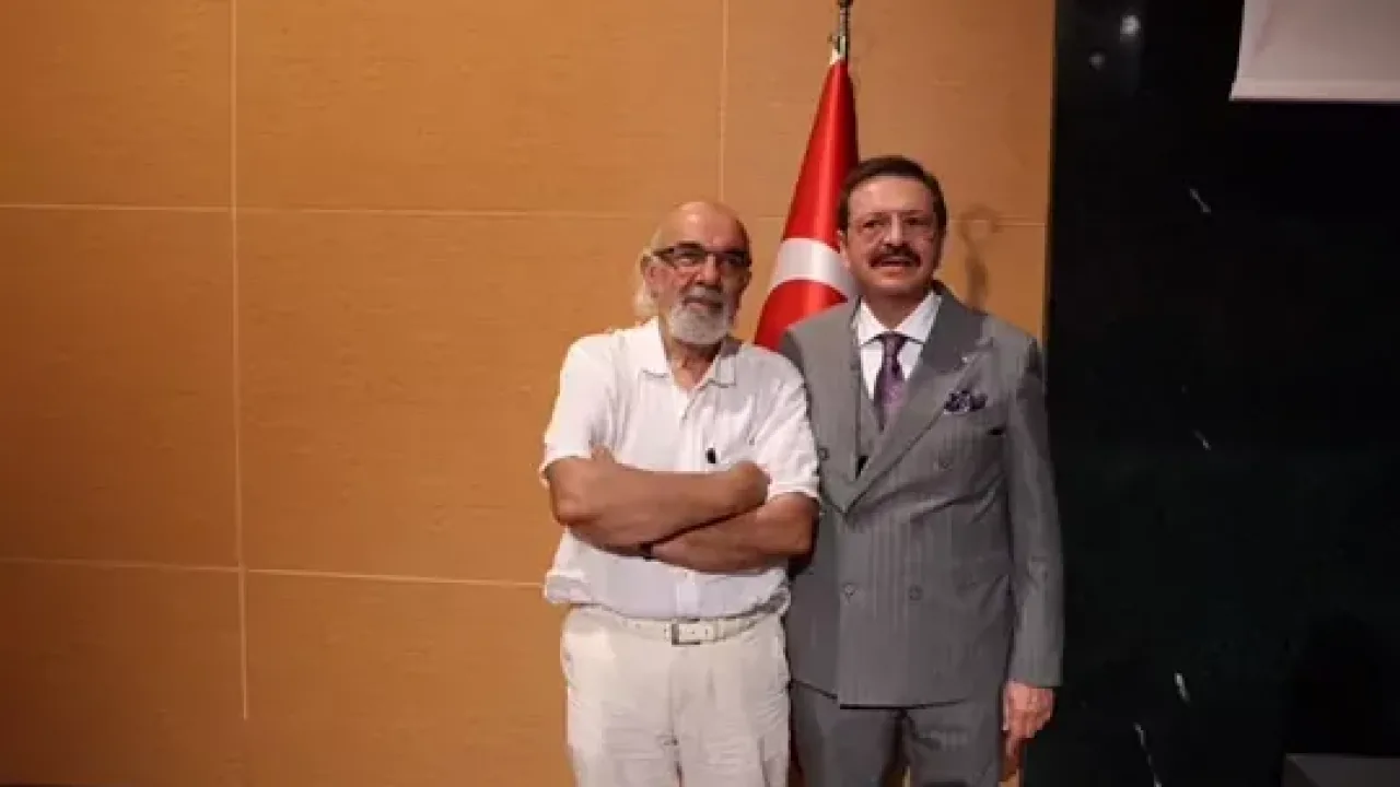 M. Rifat Hisarcıklıoğlu'ndan çifte meclis üyeliği