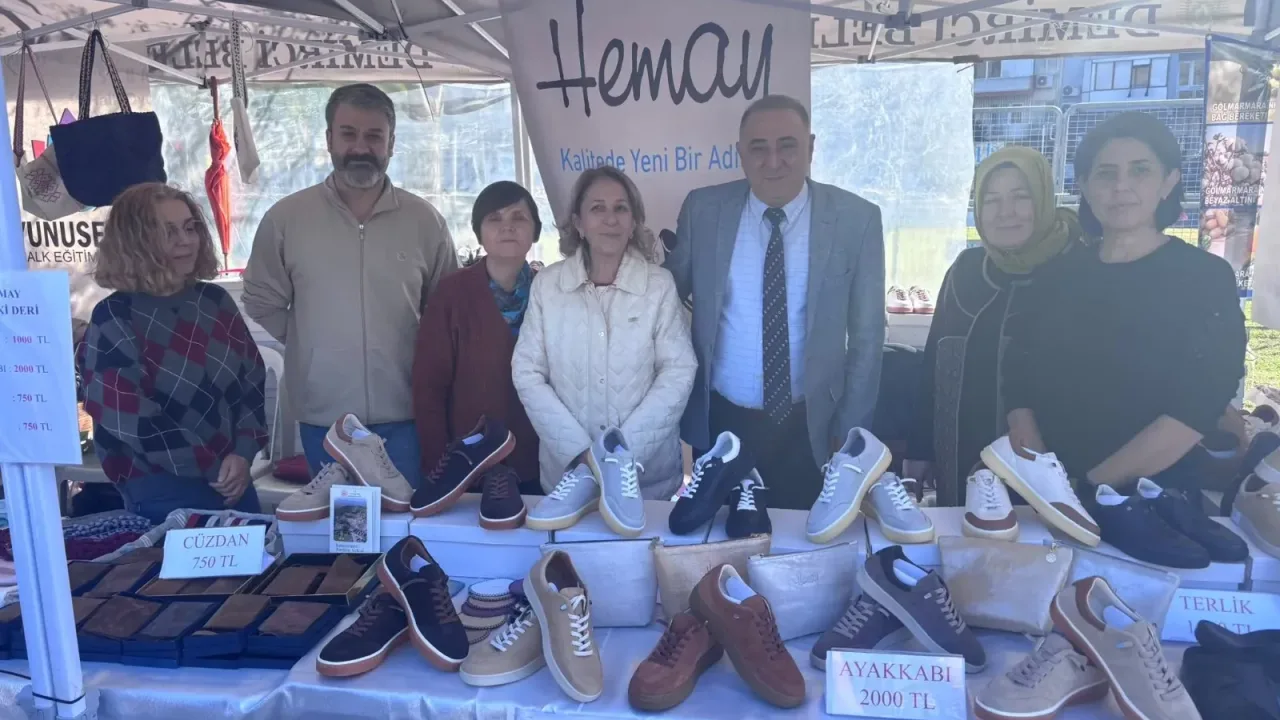 Manisa protokolünden Yunusemre HEM tanıtım standına ziyaret