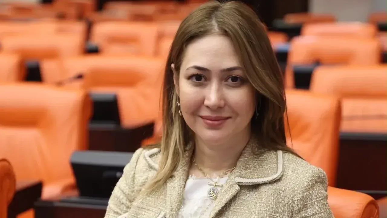 MHP’li Zuhal Karakoç trafik kazasında yaralandı! Ankara’da