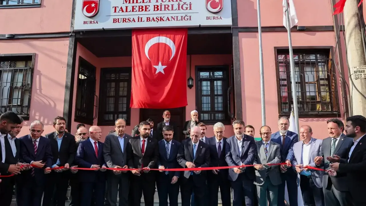 Millî Türk Talebe Birliği Bursa İl Başkanlığı yeni hizmet binası